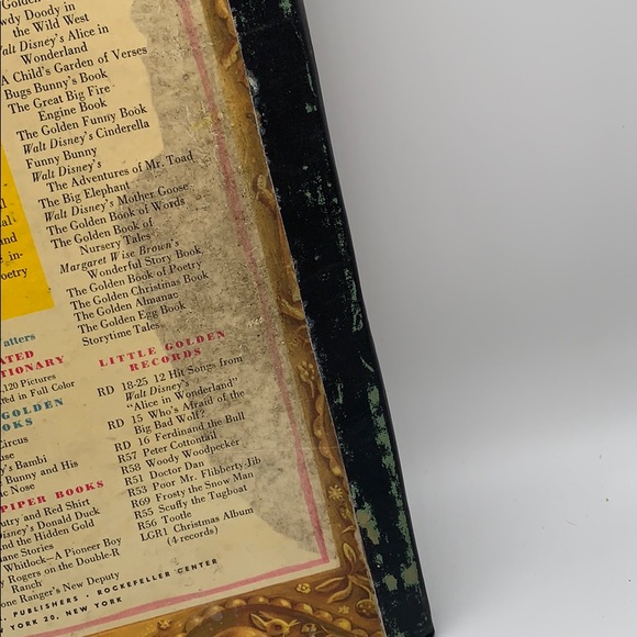 A Giant Golden Book of Old Testament Stories - Picture 3 of 16